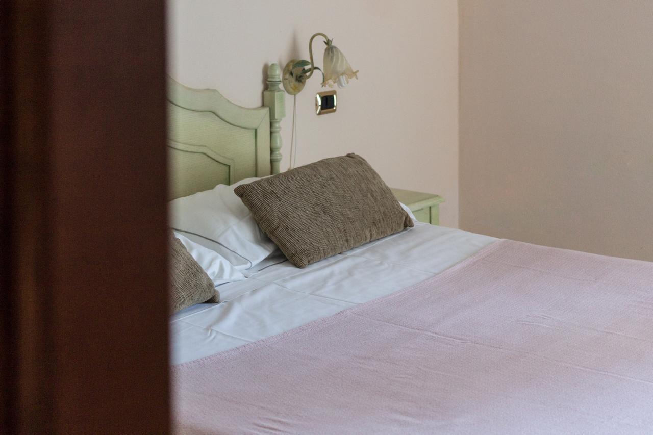 Hotel Villa Del Mare Sinnai Bilik gambar